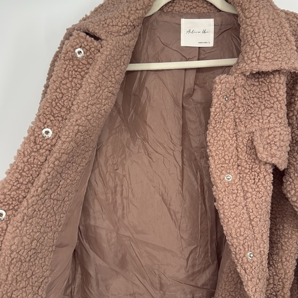 Active USA Faux Fur Sherpa Jacket Teddy Coat Women’s (Multiple Sizes) NWT - Picture 6 of 6